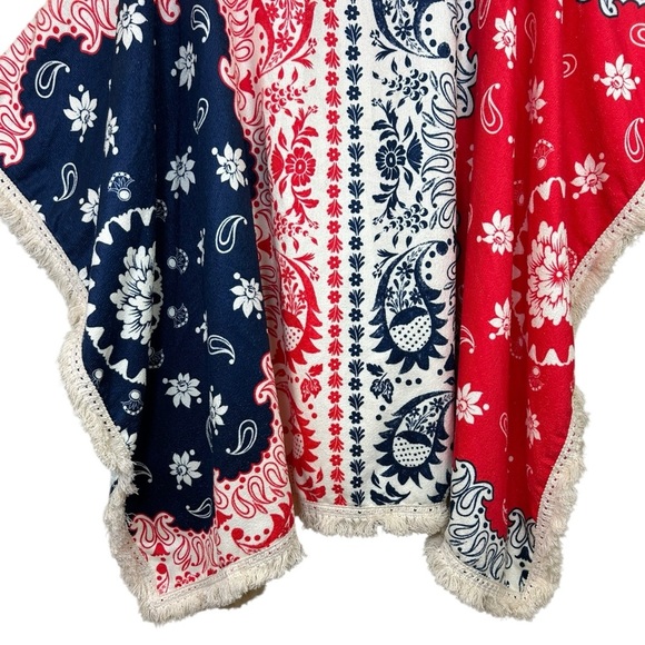 Agua Bendita, Women’s ‘Delailah’ Towel Poncho Cover-Up Paisley Blue/Red One Size - Picture 17 of 17